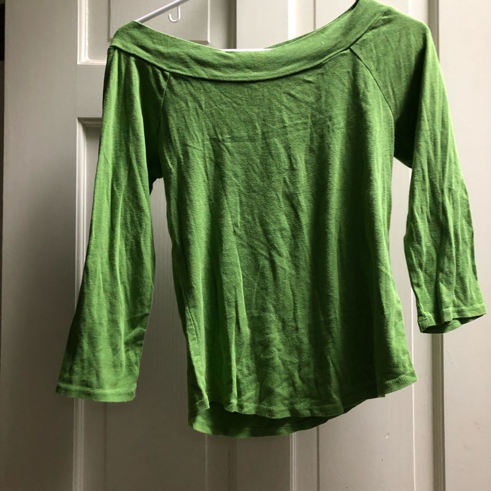 Green off the shoulders long sleeve